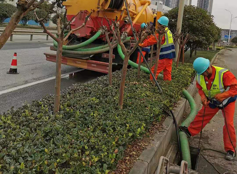 港口镇市政管道清淤
